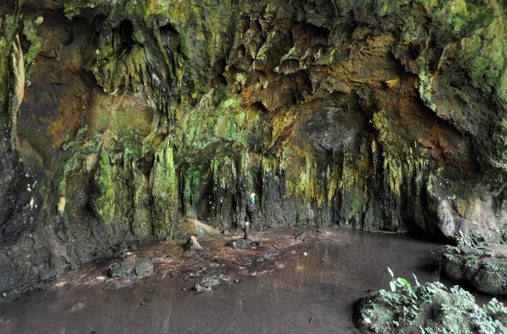 Amabere Caves & Transfer to Queen Elizabeth NP — Sunset Game Drive